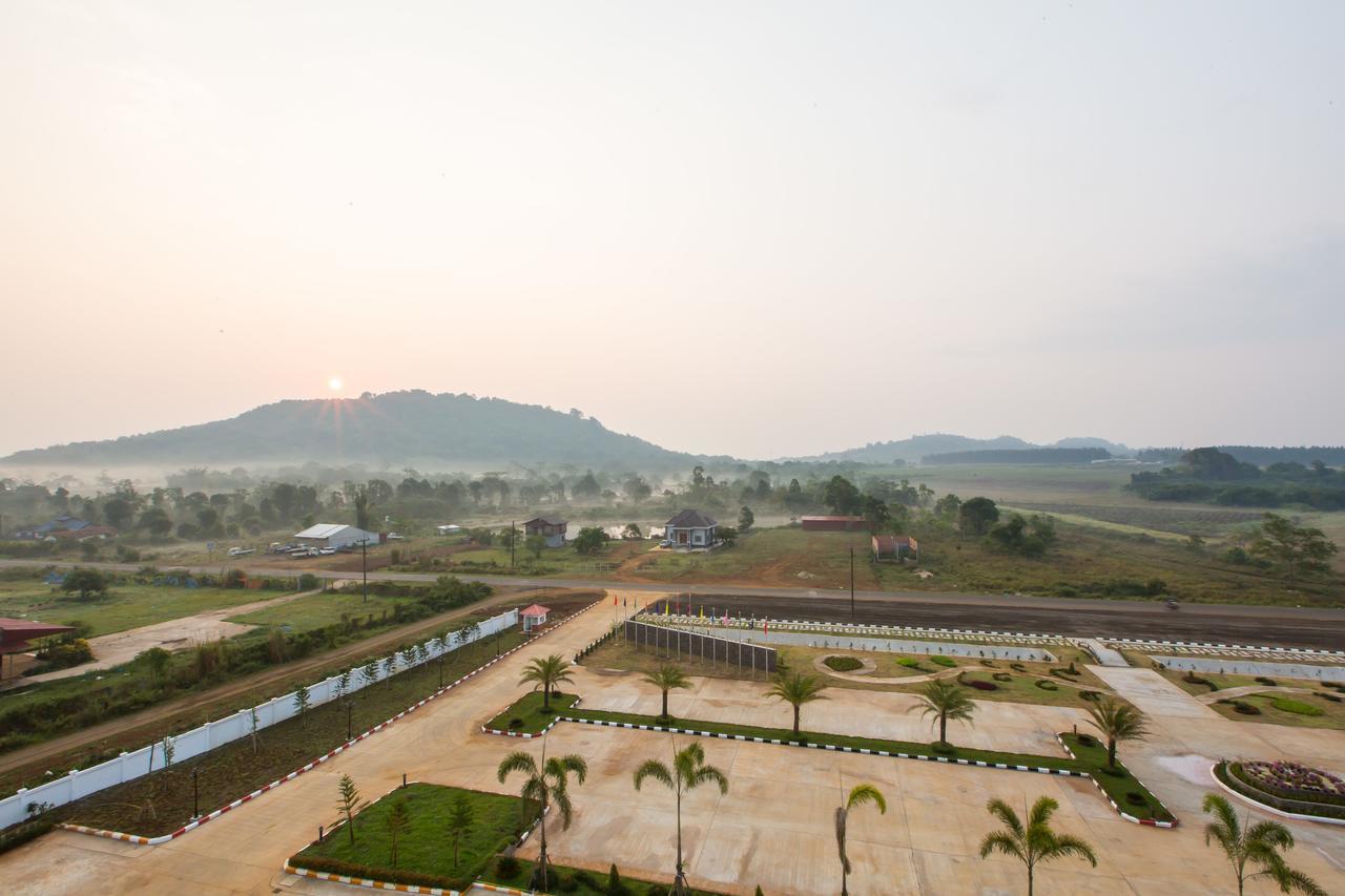 Paksong Danngarm Hotel Exterior photo